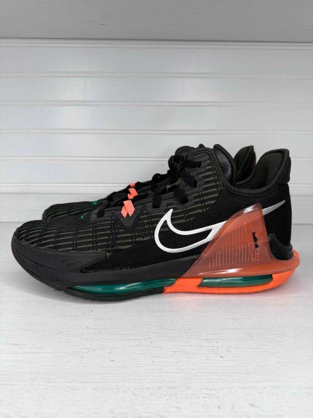 Nike LeBron Witness 6 Black Sequoia Crimson Pulse CZ4052-001 Men’s Size 11.5
